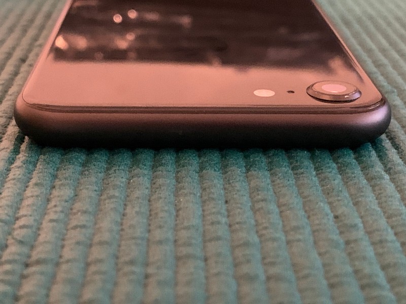 Apple iPhone 8 64GB Unlocked Smartphone - Space Gray A1863 (CDMA + GSM) gallery