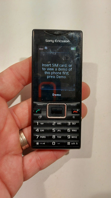 1280.Sony Ericsson J102i Very Rare – For Collectors – Unlocked