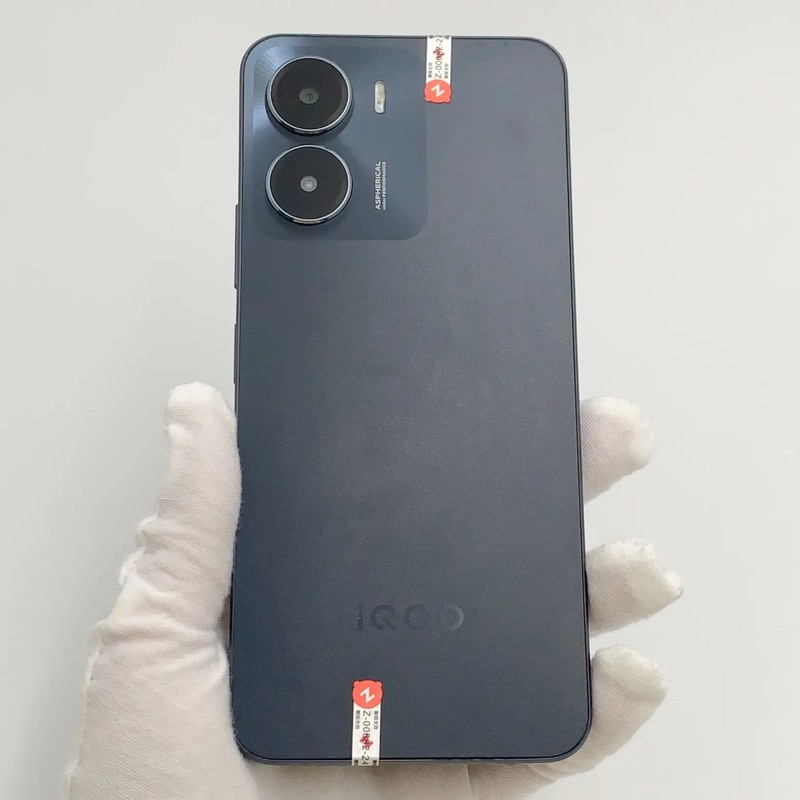 vivo iQOO Z7i 6.51" 13MP 128GB Dimensity 6020 Android 13 Unlocked gallery
