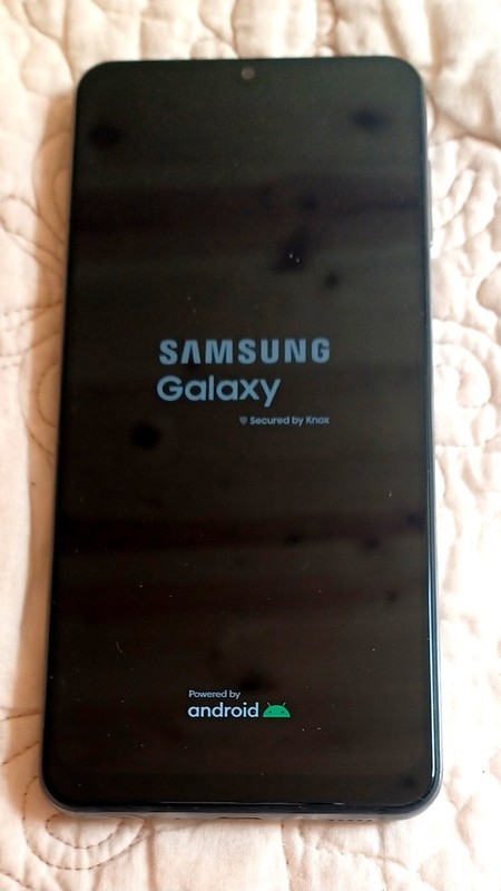 Samsung Galaxy A32 5G (SM-A326u) 6.4&Prime; HD – 64GB – White For Cricket Wireless