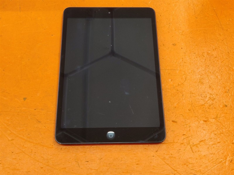 ⭐️⭐️⭐️⭐️⭐️ **DEFECTIVE** Apple iPad Mini 1 A1432 Space Gray