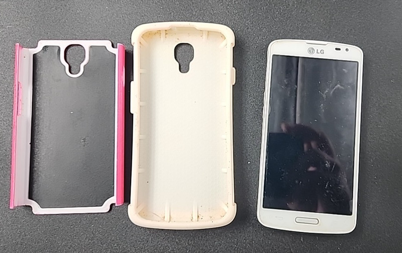 LG Volt – LS740 White – unknown network, memory – UNTESTED
