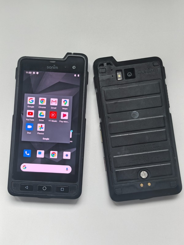 Sonim XP8 XP8800 64GB Rugged Android GSM DUAL SIM UNLOCKED Smartphone Gift