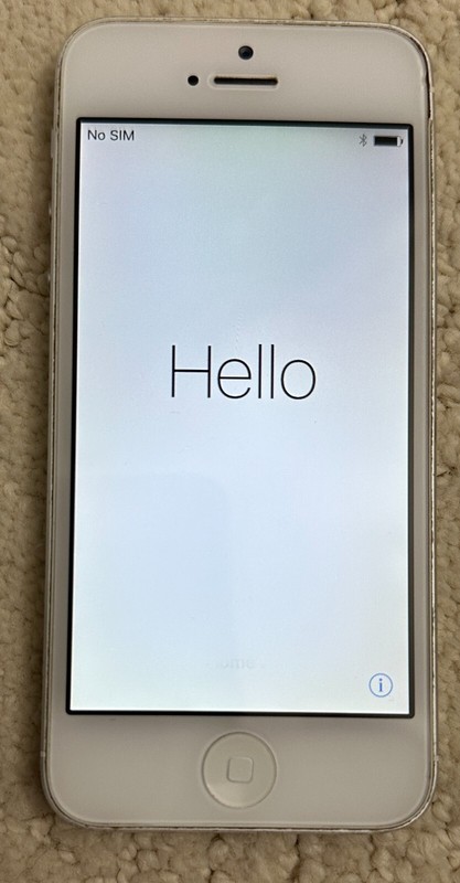 Apple iPhone 5, 16 GB, White, Unlocked, A1429