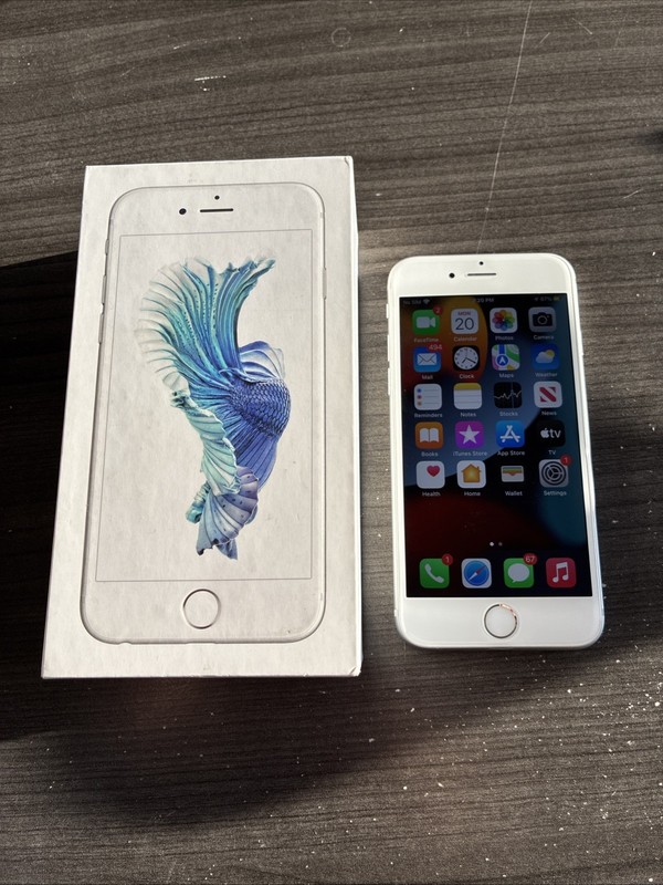 Apple iPhone 6s A1688 32GB Silver Unlocked – Read!