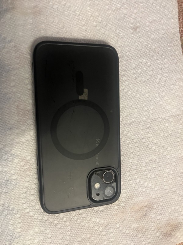 Apple iPhone 11 Black Bar Smartphone Dual Rear Camera, 12MP Resolution