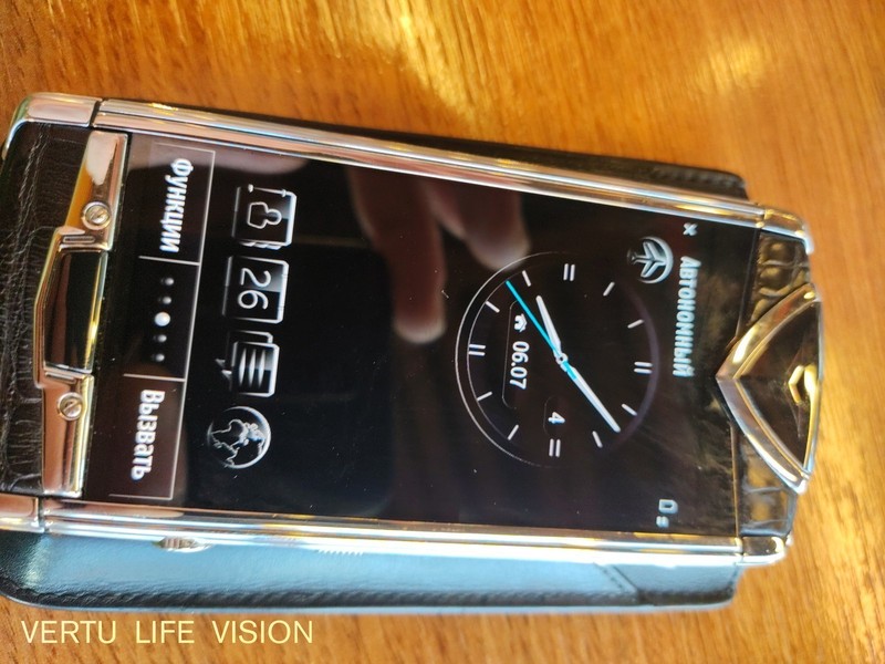 Vertu Constellation - 32 GB Alligator (Unlocked)