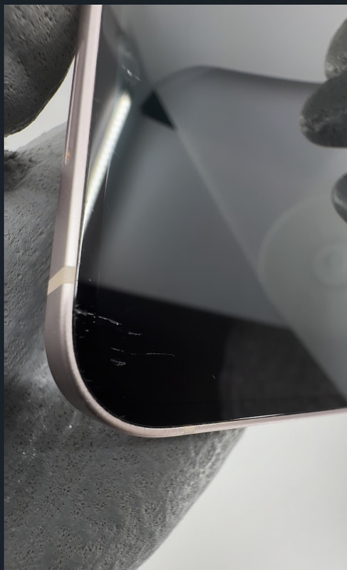Apple iPhone 13 - 128 GB - Pink (Unlocked) gallery