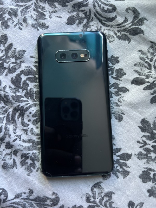 Samsung Galaxy S10 SM-G973U – 128GB – Prism Blue (AT&T) (Single SIM)