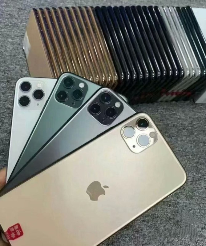 90% N ew Apple iPhone 11 Pro Max Unlocked 64/256/512G Smartphone