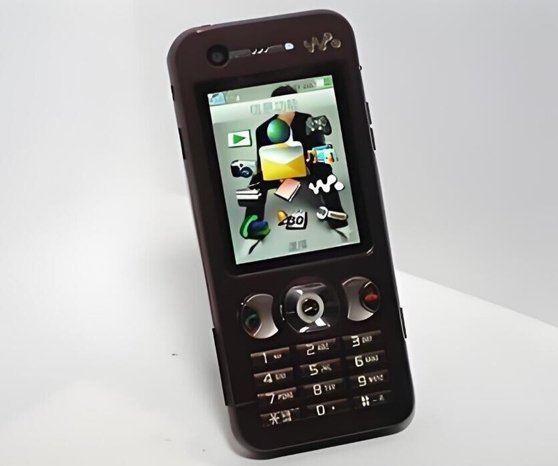 W890 Sony Ericsson W890i 3G GSM Camera Bluetooth FM Radio JAVA Phone