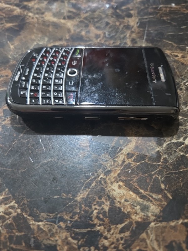 Verizon BlackBerry Tour 9630 2GB Smartphone Cell Phone Untested No Battery! gallery