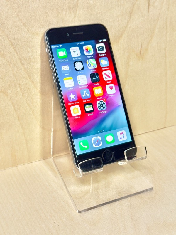 iPhone 6 64GB Unlocked • Silver • Good • 97% Battery Performance Managed