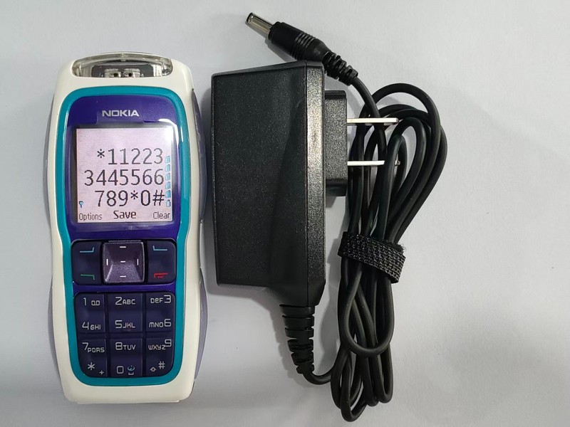 Nokia 3220 random color unlocked 2G bands GOOD