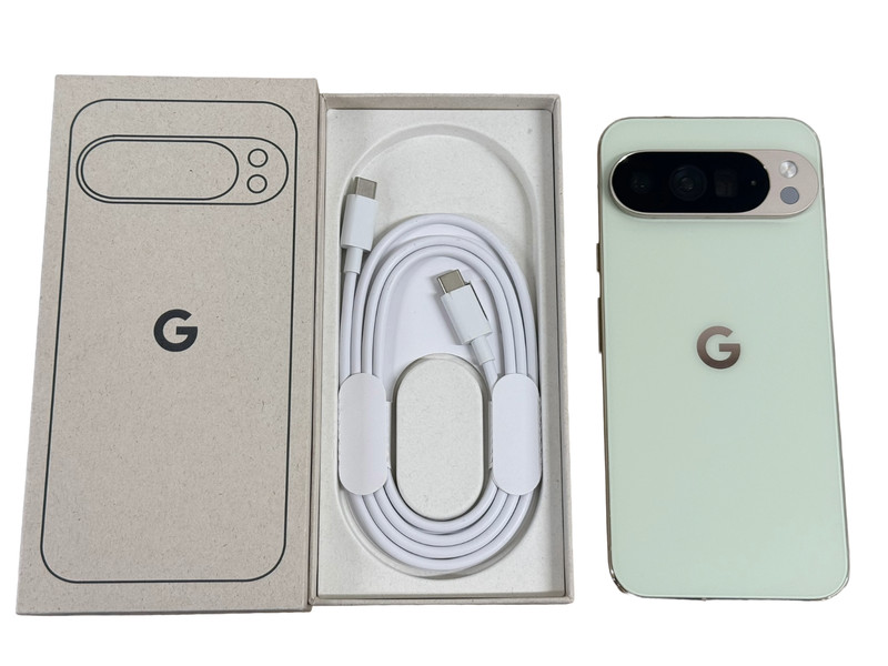 Google Pixel 10 Pro XL 256GB 6.8" Unlocked GSM CDMA Excellent In-Box + Warranty gallery