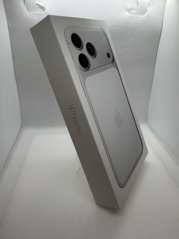 Apple Iphone 17 Pro 1TB Silver A3523 Available For Immediate Delivery 1000GB New