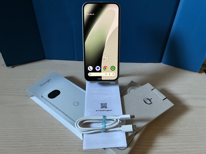 Google Pixel 10a – Factory Unlocked – 128 GB – Fog [Excellent]