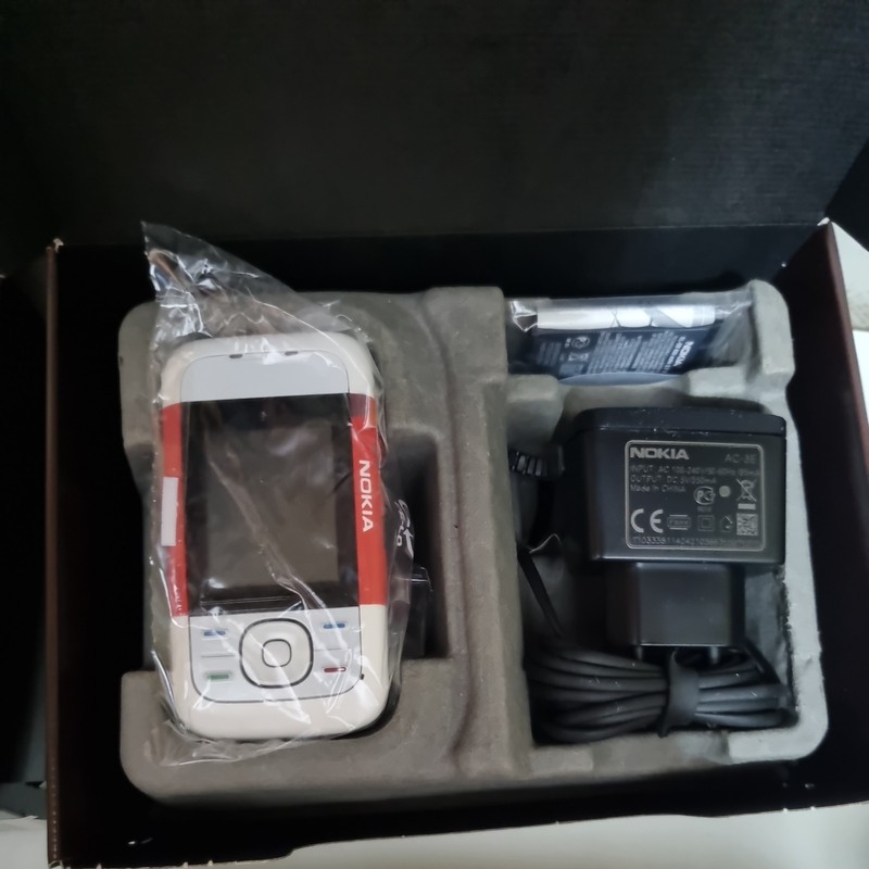 x5 Nokia 5200 new factory shipping box gallery