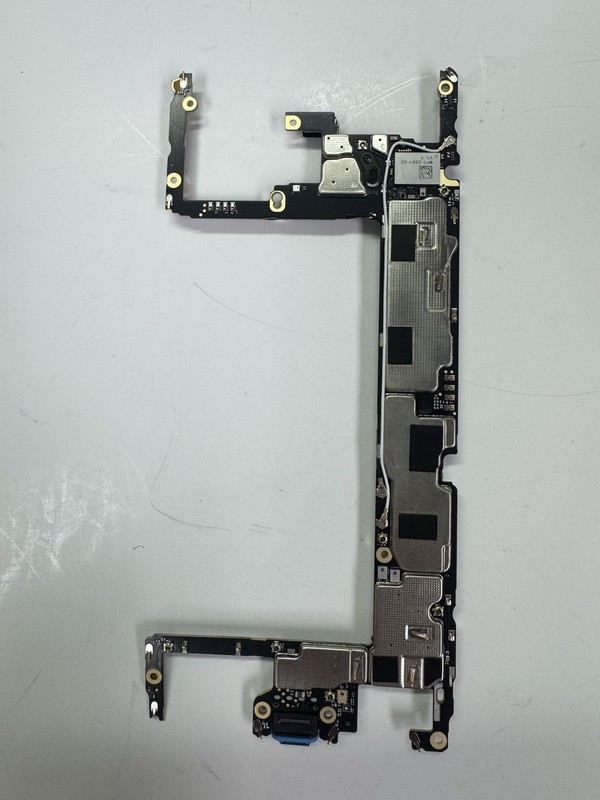 Google Pixel 7 Pro Motherboard 128GB MOTHER Logic Board For PARTS ONLY READ PLS gallery