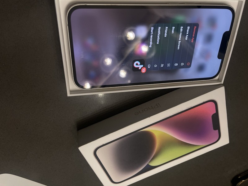iPhone 14