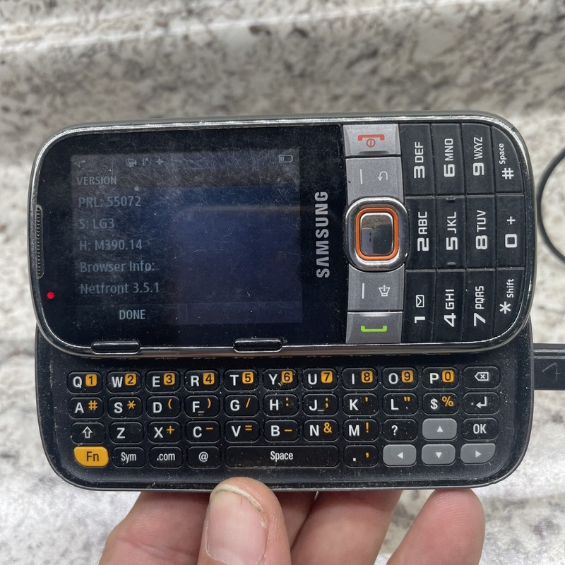 Samsung Array SPHM390GYT Sprint Slider 2MP 2.4" Display Cell Phone Tested gallery