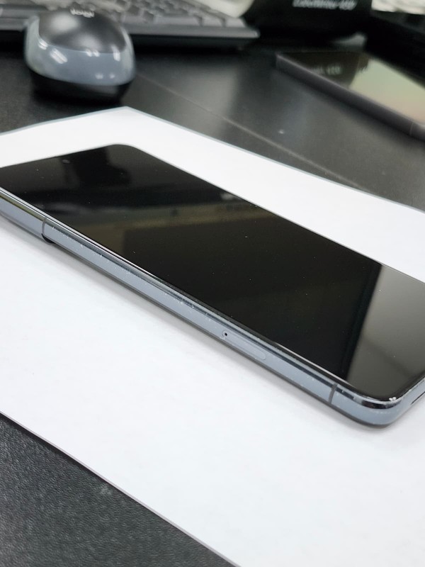 DEFECTIVE - Google Pixel 8 Pro - 128 GB - Black - Unlocked - 12503 gallery