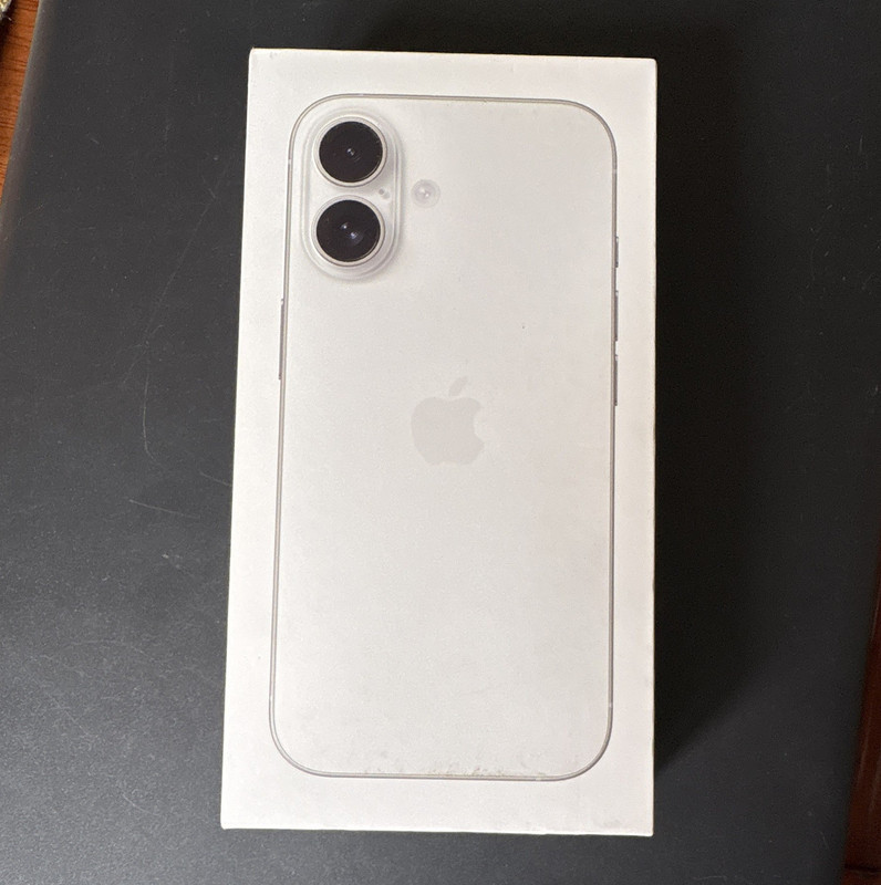 Apple iPhone 16 128GB White 6.1in 48MP Dual SIM (SIM+eSIM) A3081