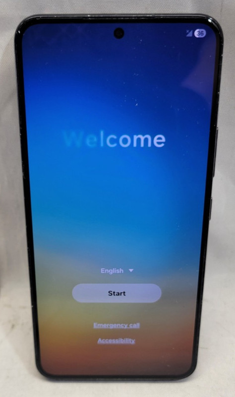 Samsung Galaxy S22 5G - 128GB - SM-S901U - OS:16 - SCREEN SCRATCHES - VZN LOCKED