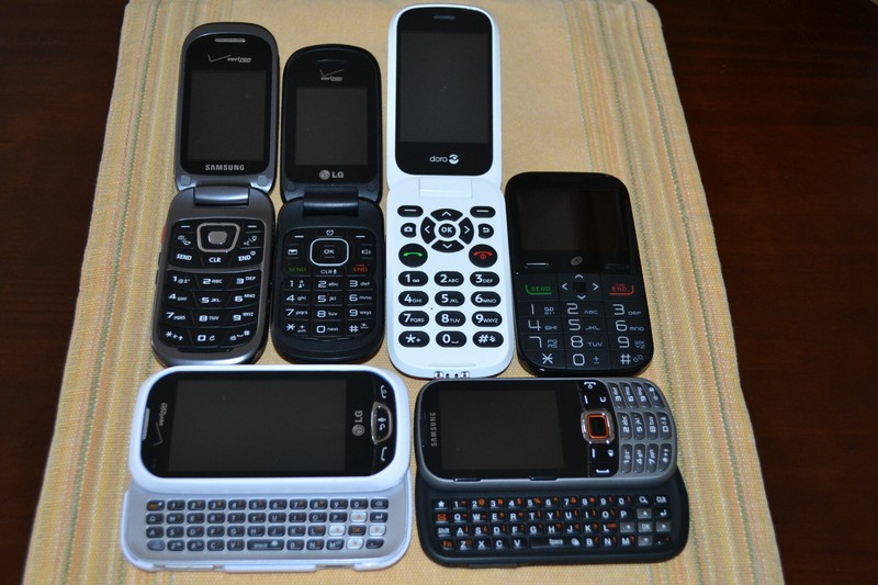 Lot of 6 Phones **EXCELLENT** LG Revere/Extravert/Samsung Convoy/Intensity/DORO