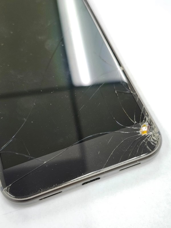 DEFECTIVE - Google Pixel XL - Black - Unknown - 12819 gallery